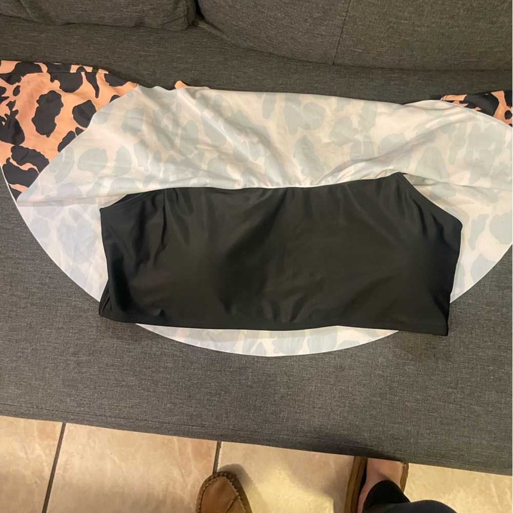 Never worn! - Picture 3 of 3